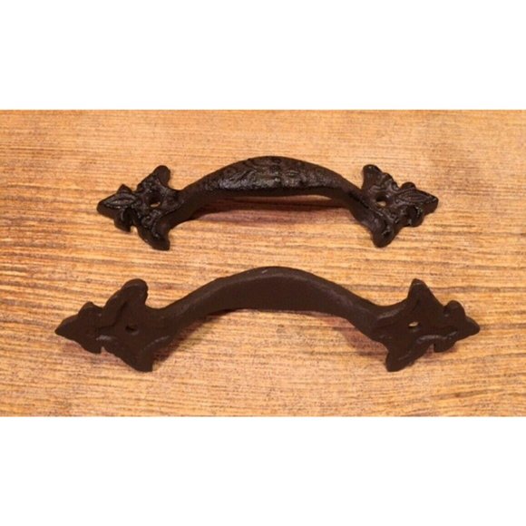 Set of Two (2) Cast Iron 6 1/2" long Fleur-De-Lis Door Gate Handles 0184-0040 - Picture 2 of 11